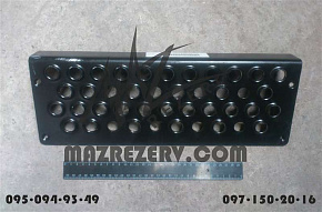 Подножка верхняя нового образца (металлическая накладка) (МАЗ)