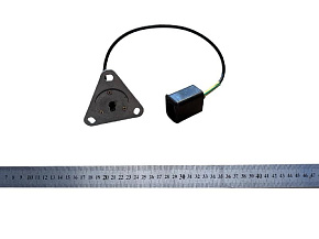 Датчик привода электронного спидометра (треугольный ) (MR) ПД-8089-1