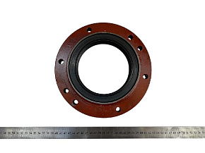 Крышка задней ступицы с манжетами в сборе нового обр. (MR)