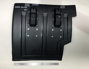 Брызговик нового образца (с вырезом) (МАЗ)