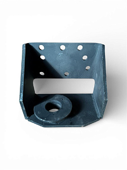 Кронштейн боковой опоры двигателя нов. обр. (задний правый) (MR) БЕЗ ВТУЛКИ