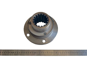 Фланец редуктора среднего моста (4 отв. М-14 D-65 mm) (MR)