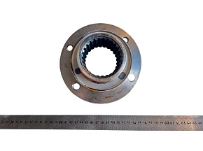 Фланец редуктора среднего моста нового образца (D-70 mm болт М14) (MR)